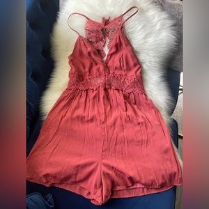 ❤️🩷 Love Tree Laced Romper NWOT ❤️🩷